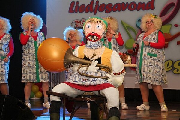 Liedjesavond 2011/2012