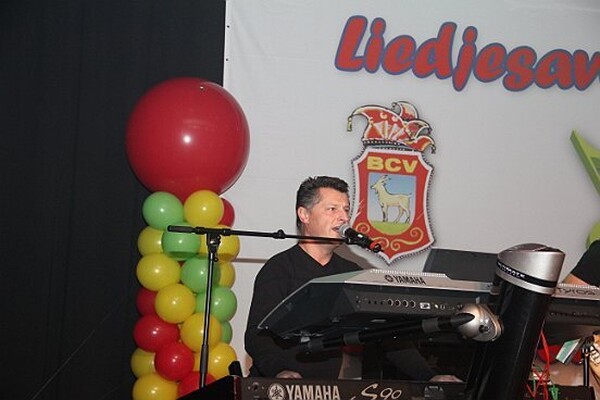 Liedjesavond 2011/2012