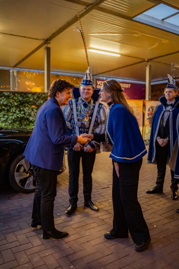 Pronkzitting 2026 "Ut is Blauw-Wit"