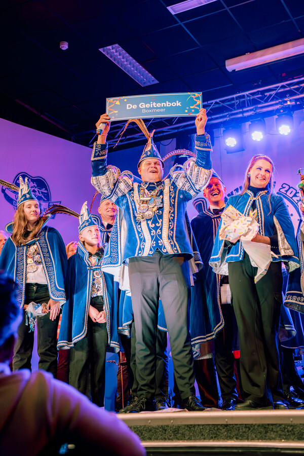 Pronkzitting 2026 "Ut is Blauw-Wit"