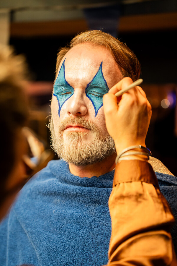 Pronkzitting 2026 "Ut is Blauw-Wit"