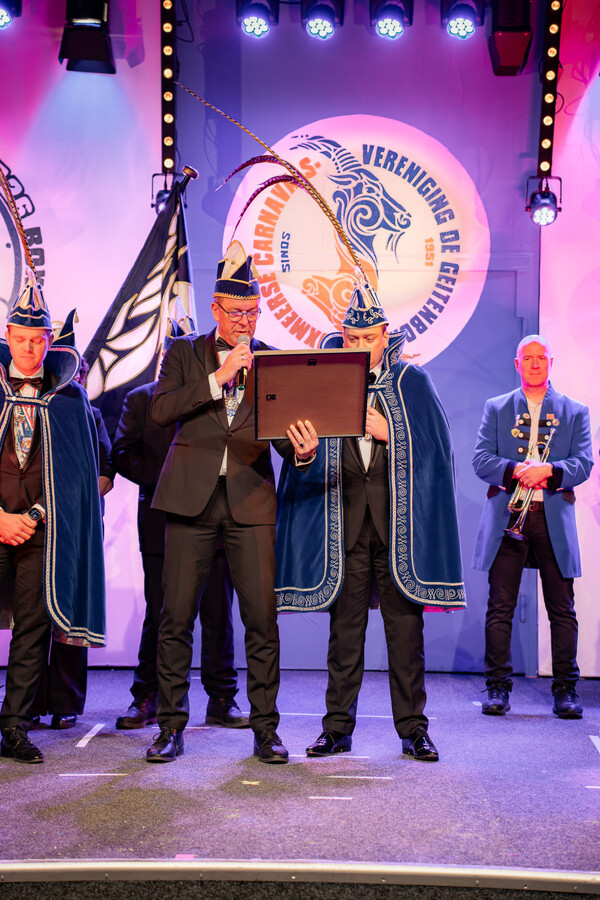 Pronkzitting 2026 "Ut is Blauw-Wit"