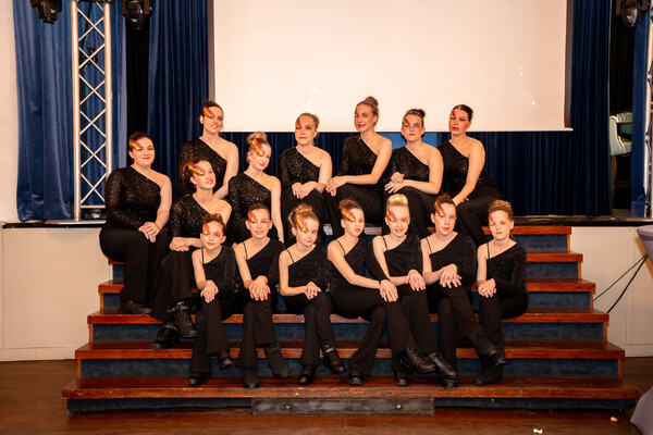 Pronkzitting 2026 "Ut is Blauw-Wit"